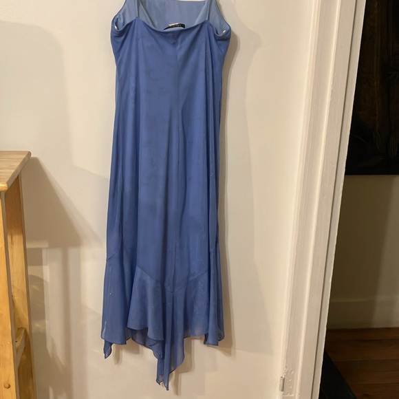 Dress - Picture 5 of 6